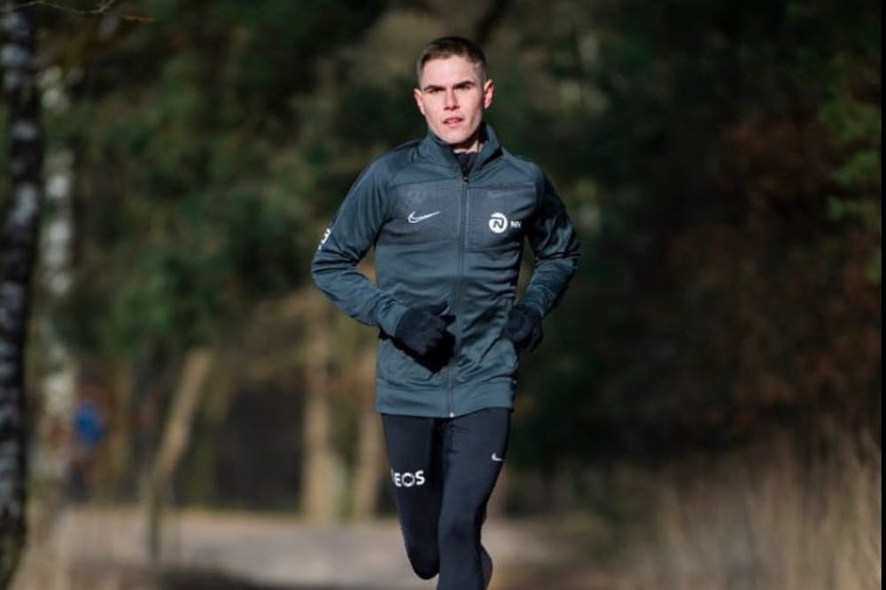 Jake Smith: Ο ταλαντούχος «λαγός» που έφτασε στη κορυφή των ελίτ δρομέων του κόσμου αποκλειστικά στο Runbeat runbeat.gr